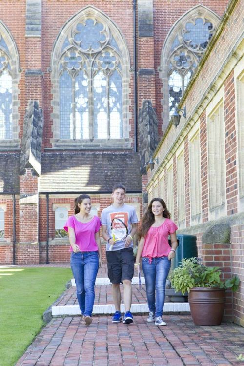 Ardingly Boarding School<br>Studenti