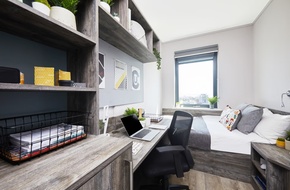 Crown_Place___stanza_grigia Crown_Place___stanza_grigia