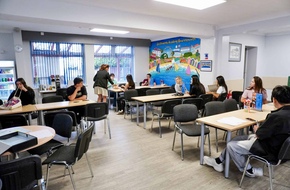 Westbourne_cafeteria